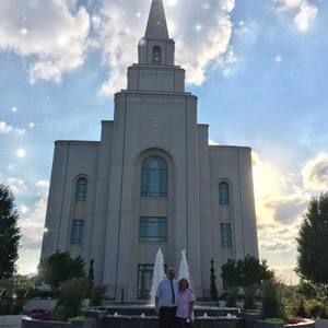 Meet your Posher, Joy